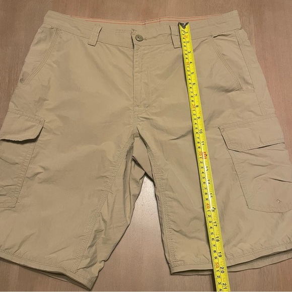 Eddie Bauer Men's Tan Cargo Shorts - Picture 8 of 10
